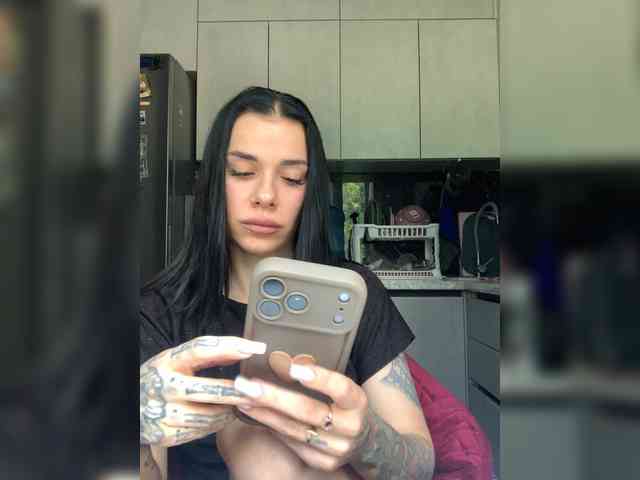 deva_maria webcam