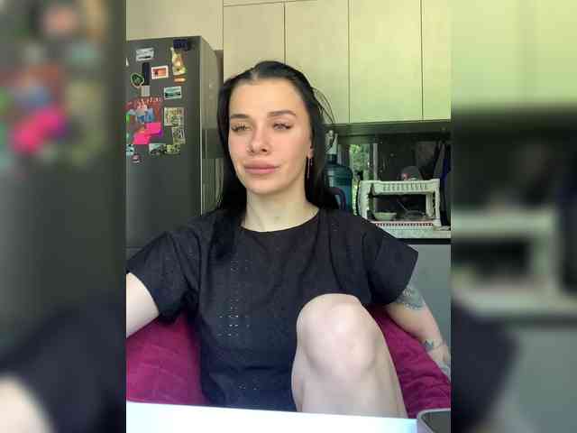 MaidenCrystal Sex Cam Show
