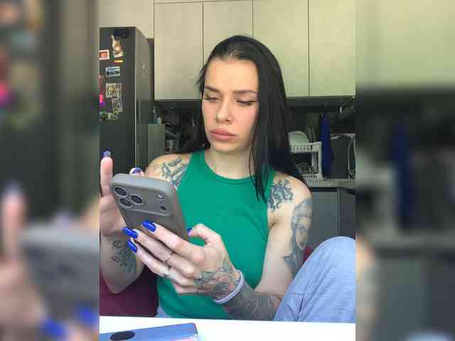 deva_maria webcam