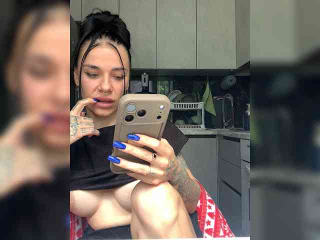deva_maria webcam