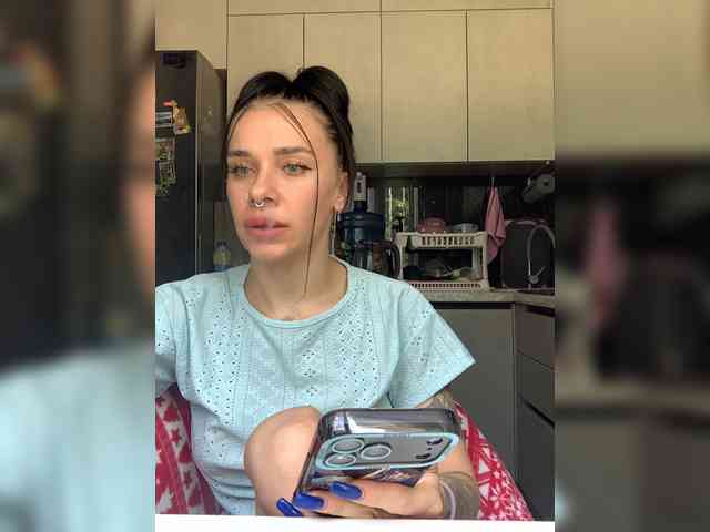 deva_maria webcam