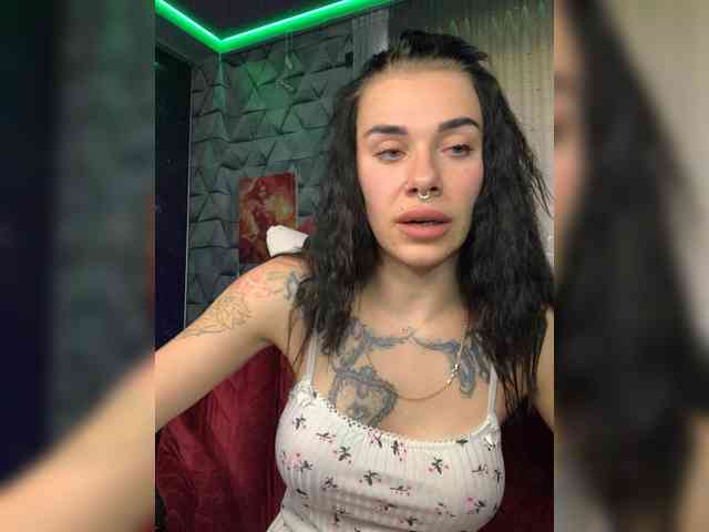 deva_maria webcam