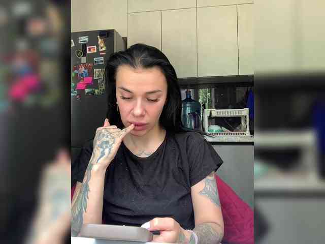 deva_maria webcam
