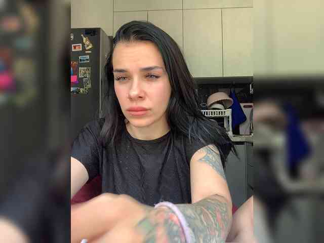 deva_maria webcam
