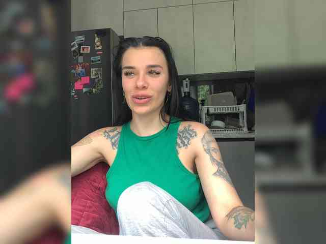 deva_maria webcam
