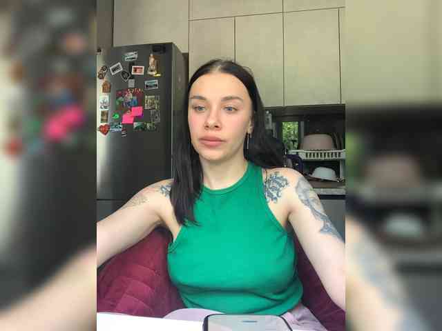 deva_maria webcam