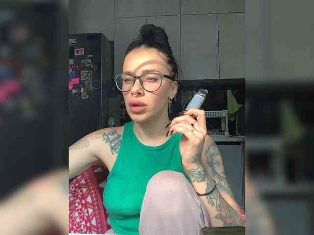deva_maria webcam