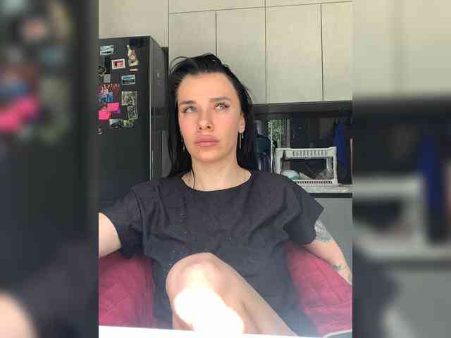deva_maria webcam