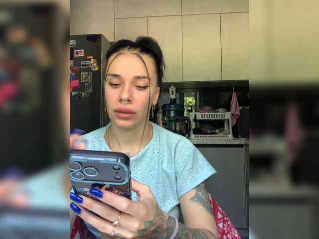 deva_maria webcam