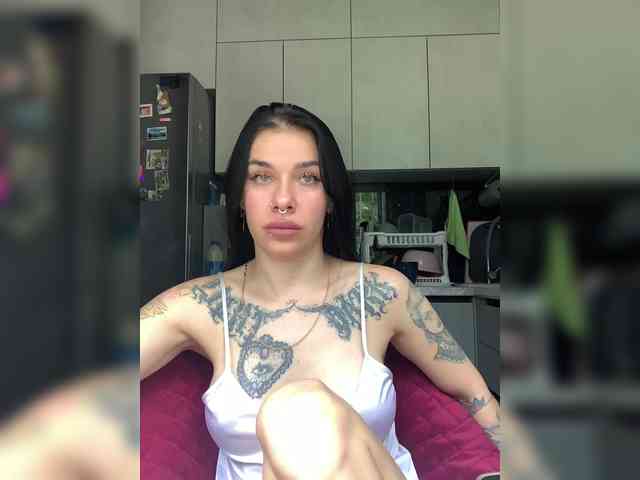 deva_maria webcam