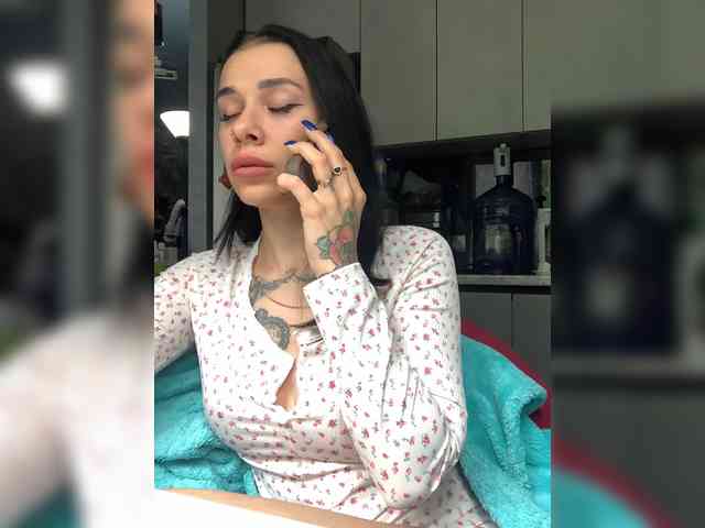deva_maria webcam