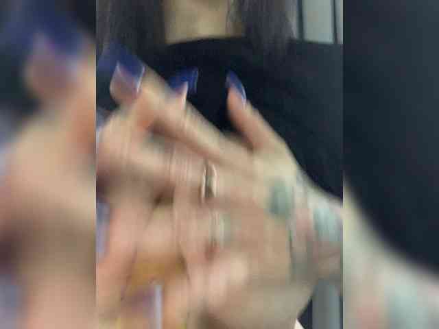 deva_maria webcam