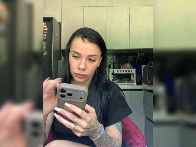 deva_maria webcam