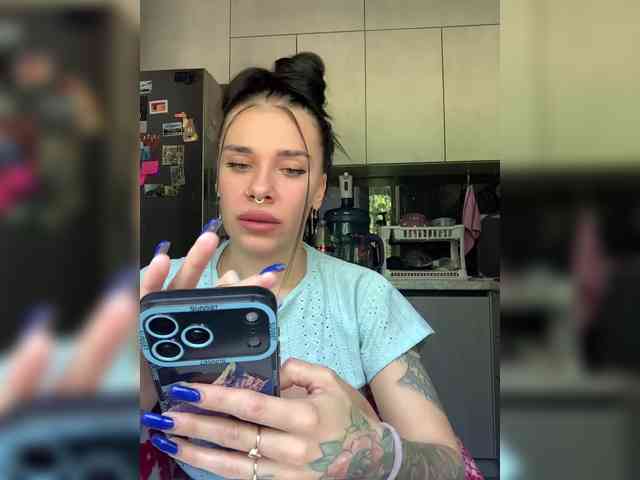 deva_maria webcam