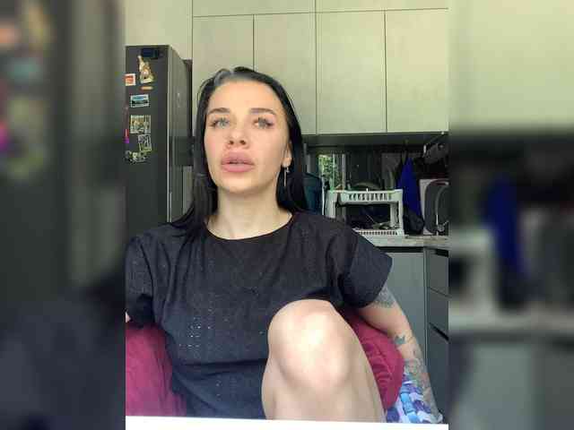 deva_maria webcam
