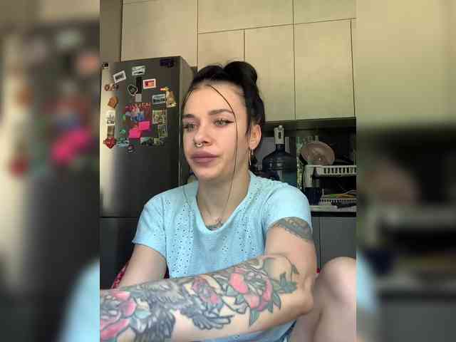 deva_maria webcam