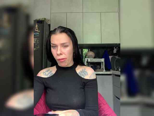 deva_maria webcam