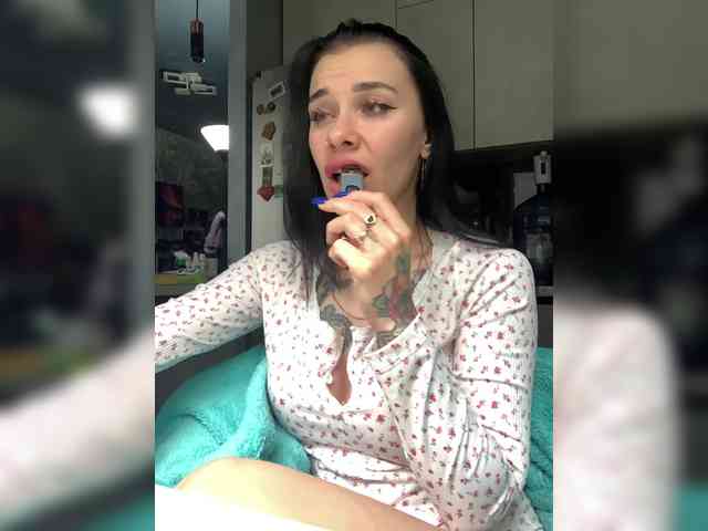deva_maria webcam