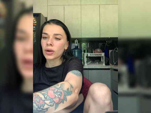 deva_maria webcam
