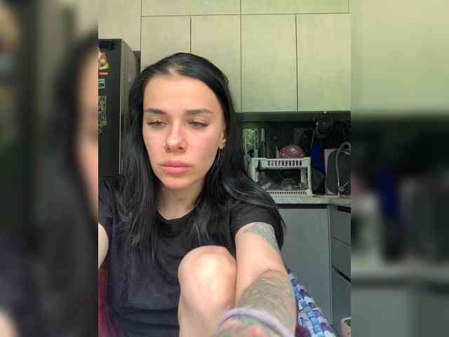 deva_maria webcam