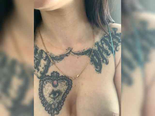 deva_maria webcam