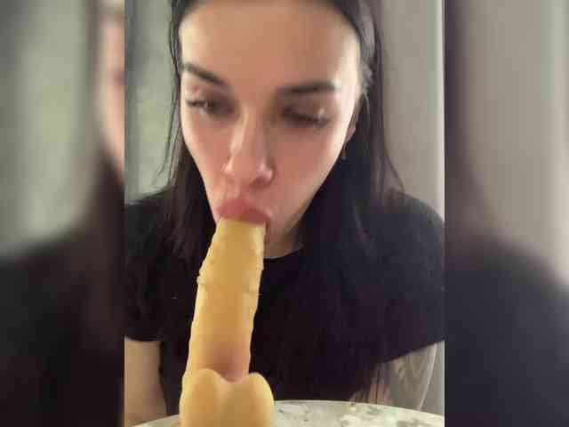 deva_maria webcam