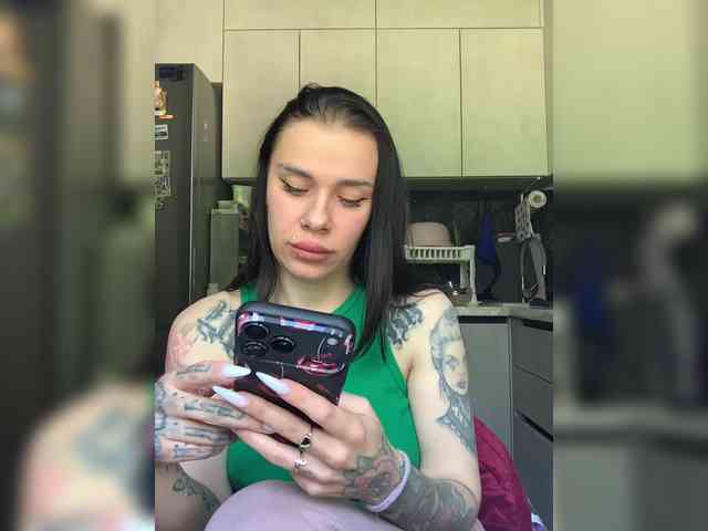 deva_maria webcam
