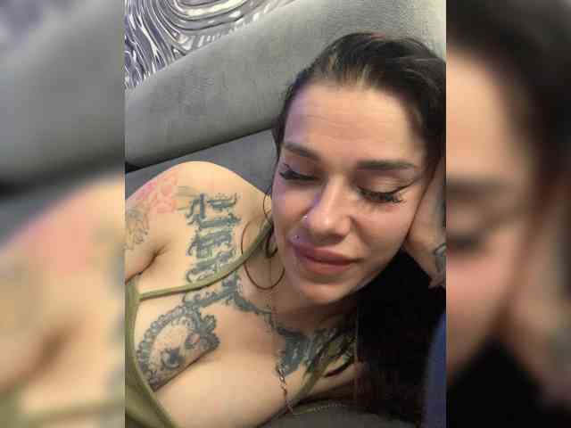 deva_maria webcam