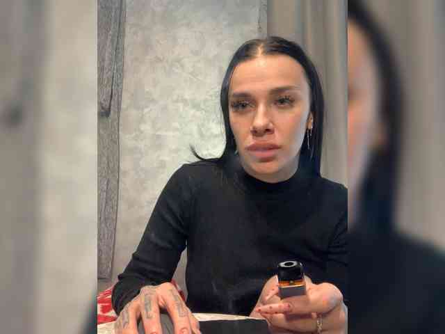 deva_maria webcam