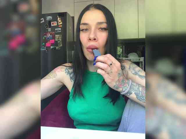 deva_maria webcam