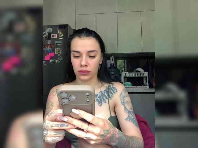 Deva_maria's cam show statistics and live stream