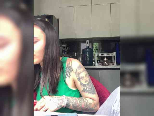 deva_maria webcam