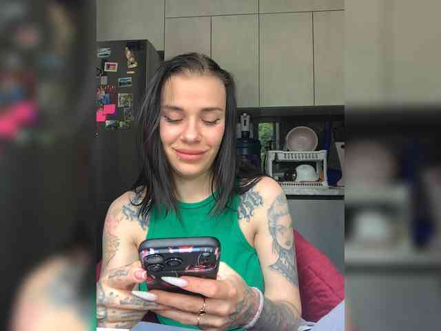 deva_maria webcam