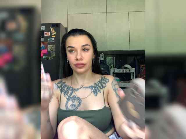 deva_maria webcam