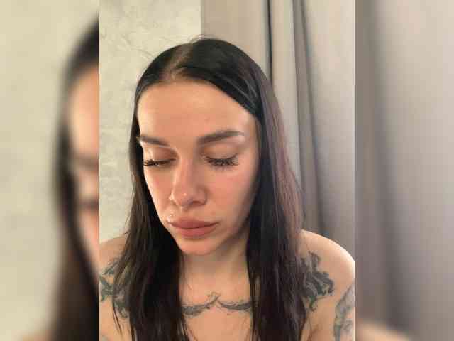 deva_maria webcam