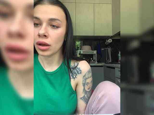 deva_maria webcam