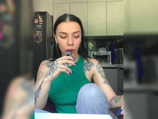 deva_maria webcam