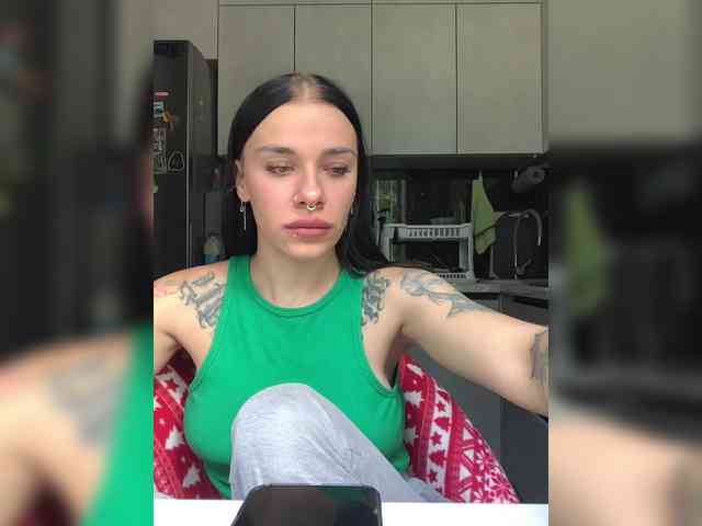 deva_maria webcam