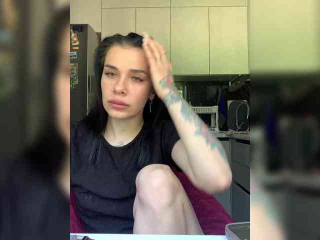 MaidenCrystal Sex Cam Show