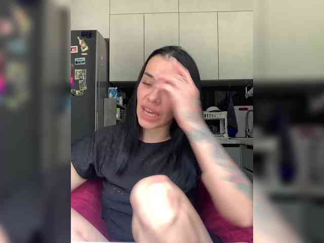 deva_maria webcam