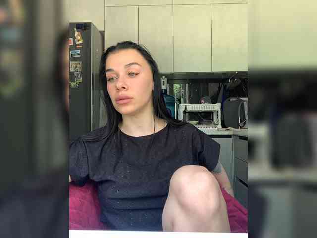 MaidenCrystal Sex Cam Show