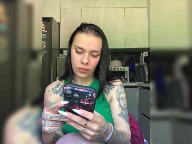 deva_maria webcam