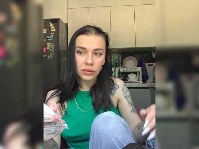 deva_maria webcam