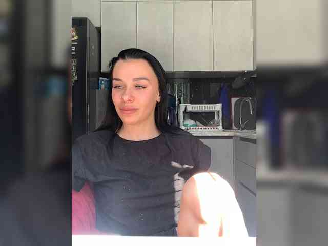MaidenCrystal Sex Cam Show