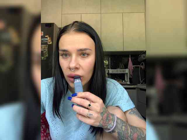 deva_maria webcam