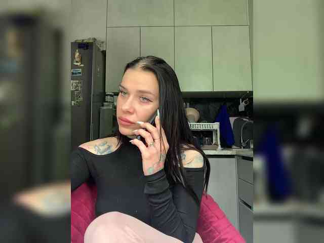 Модель: deva_maria