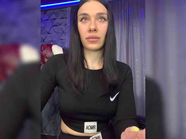 deva_maria's live room