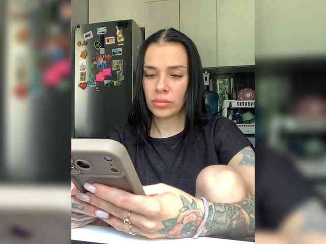 deva_maria webcam