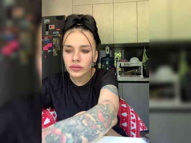 deva_maria webcam