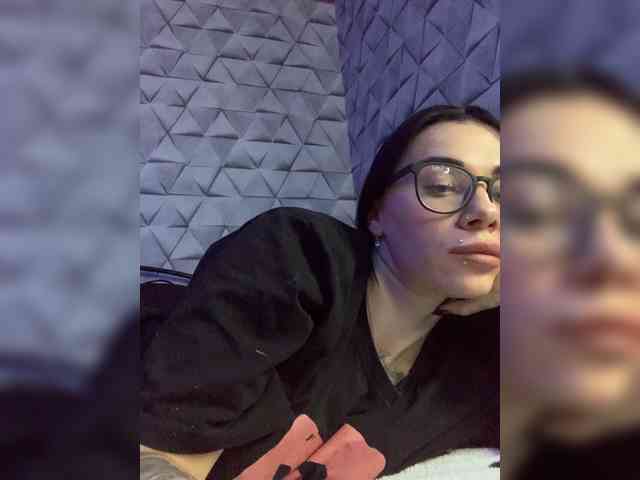 deva_maria webcam